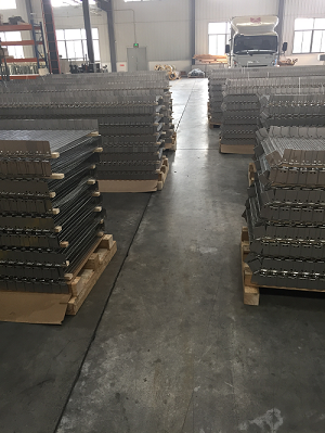 關西金屬網制作的輸送設備冷凍網帶要出貨啦！