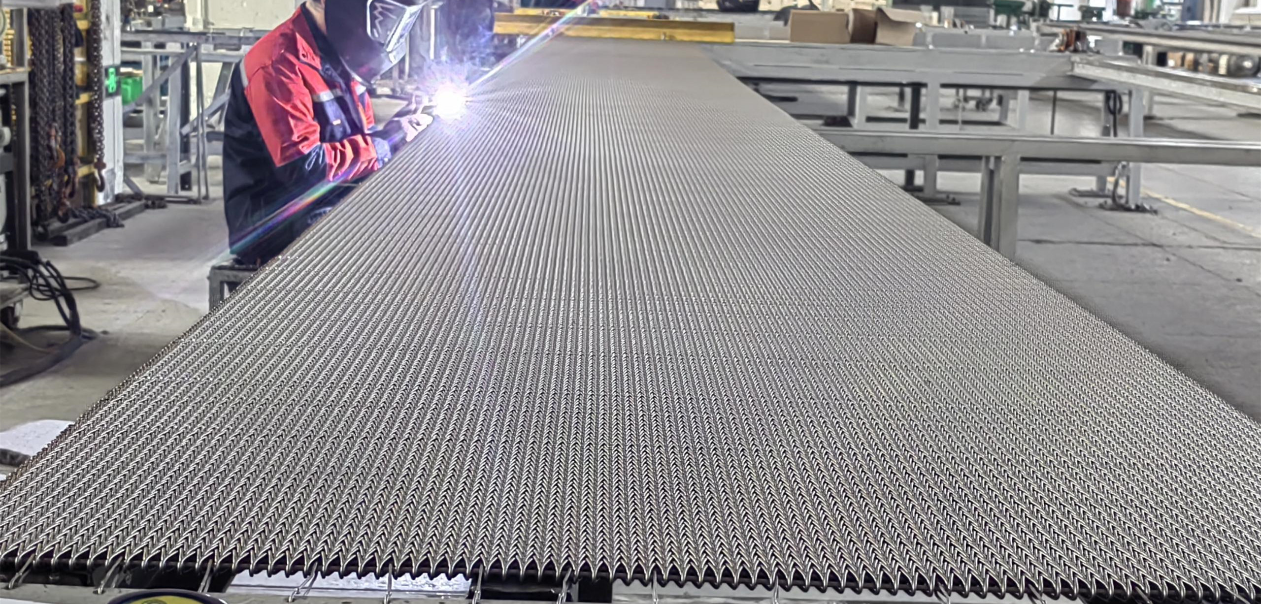 污泥設(shè)備【烘干機(jī)網(wǎng)帶】的使用優(yōu)點在哪？