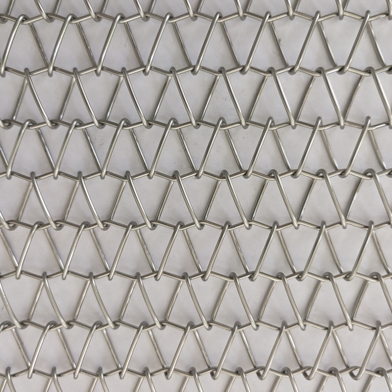 回流焊設(shè)備網(wǎng)帶在SMT生產(chǎn)過(guò)程中，網(wǎng)帶輸送不順暢、網(wǎng)帶跑偏、網(wǎng)帶斷裂和網(wǎng)帶打滑這四個(gè)常見(jiàn)問(wèn)題的詳細(xì)說(shuō)